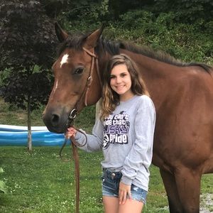 Meet your Posher, Addison